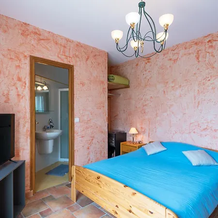 Holiday home Les Sylphides - Maison Avec Piscine Montelimar